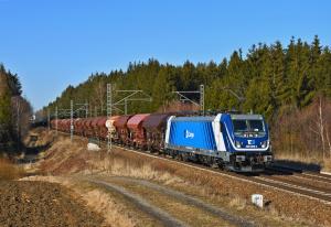 Agreement for delivery of 12 more TRAXX locomotives signed